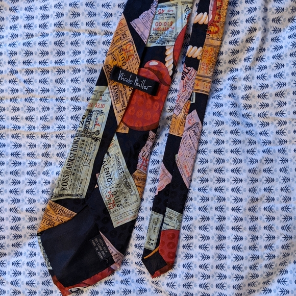 Bundle of 2 Sports Ties - Picture 3 of 5